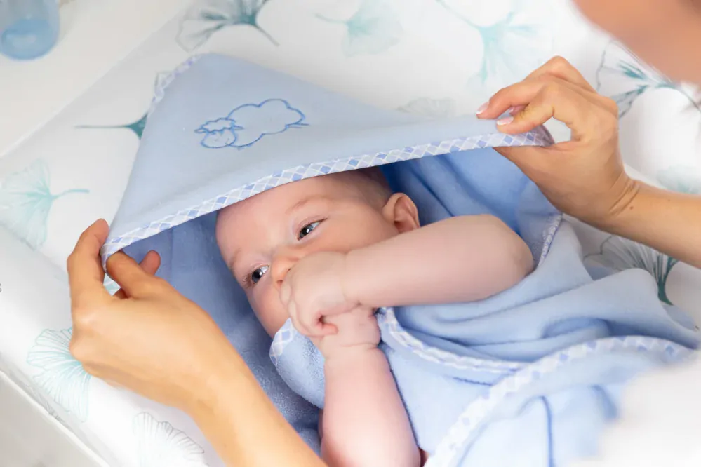 Sensillo Dětská froté osuška s kapuci 80x80cm, tyrkysová