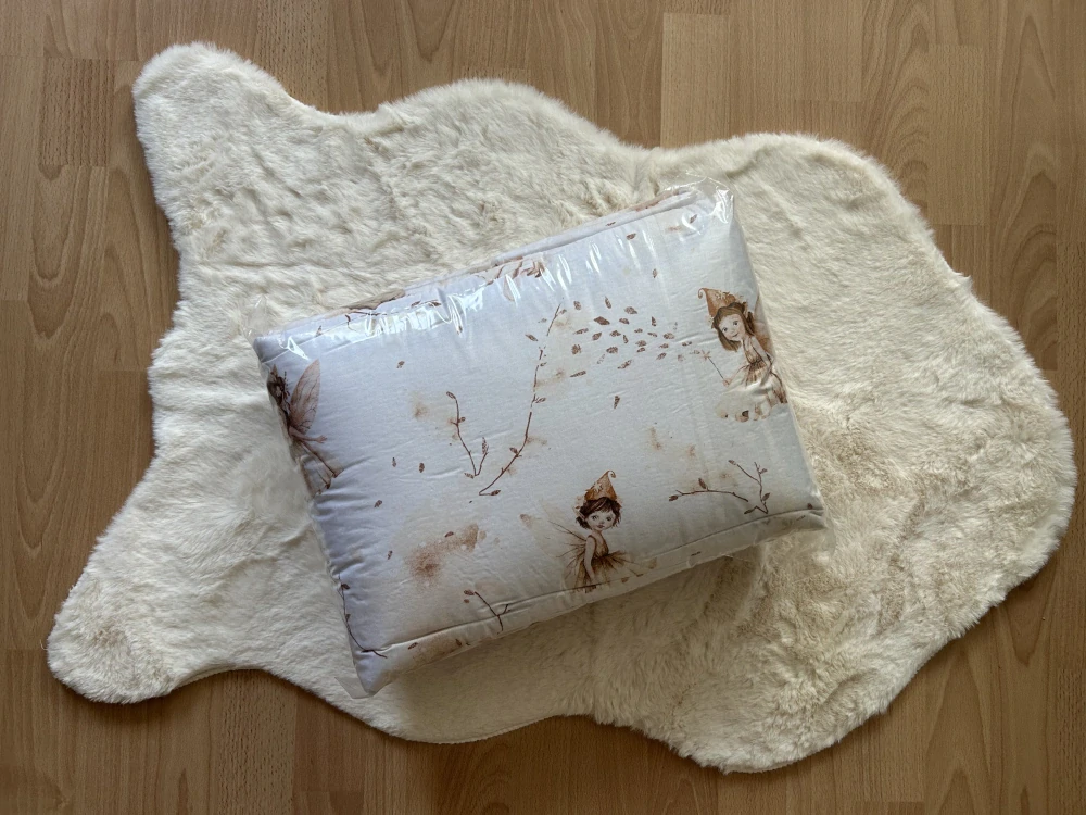 Mantinel do dětské postýlky Víly 360x30cm, béžová
