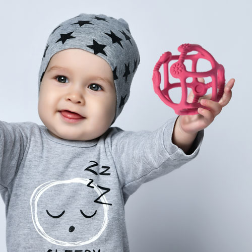 BabyOno Silikonové kousátko míček, růžová
