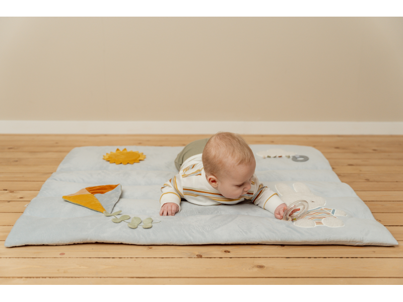 LITTLE DUTCH Hrací Deka KRÁLIČEK MIFFY VINTAGE PROUŽKY