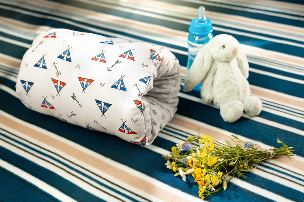 Sensillo Rukávník na krmení Minky Tipi
